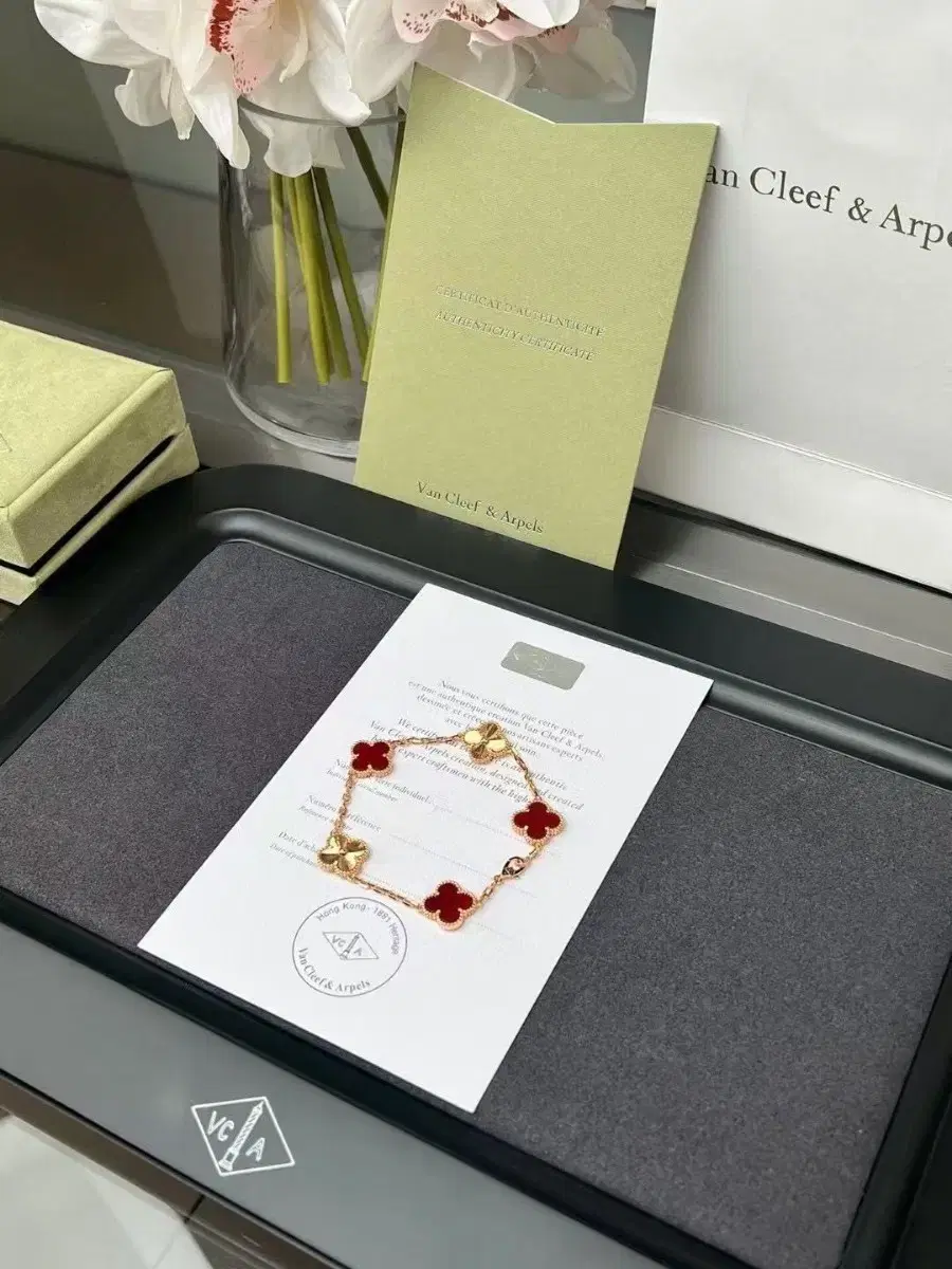 Van Cleef & Arpels반클리프 & 아르펠 세멜 팔찌